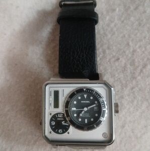 Diesel DZ7513 Ani-Digi Mens 3TIMEZONE Watch(Rare) very clean pre-owned Diesel